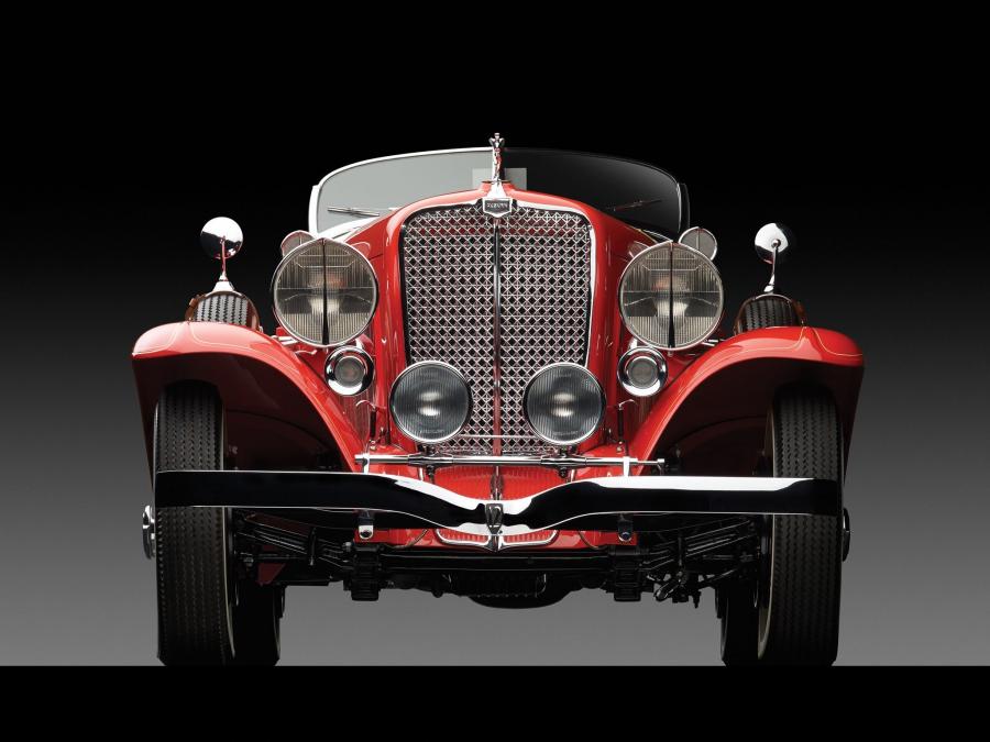 Auburn 12-161A Custom Boattail Speedster 1933 года  (фото 5 из 9)